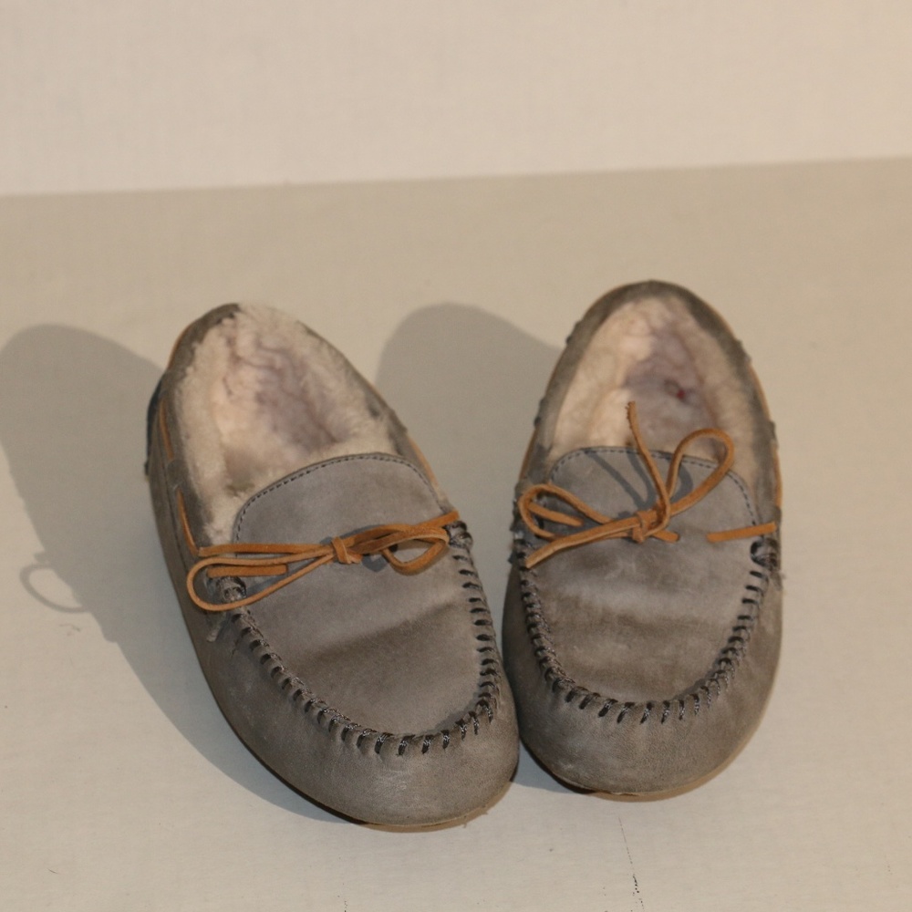 UGGs  Classic Australian light blue Moccasins B25 - Picture 2 of 6